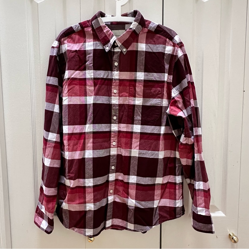 American Eagle Outfitters Maroon and White Plaid Shirt